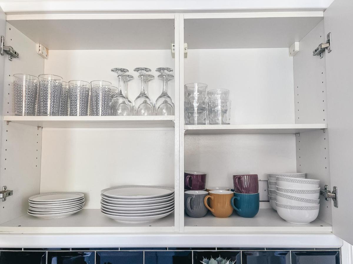 Staybynumbers - Spacious Three Bed House Royal Hillsborough Buitenkant foto